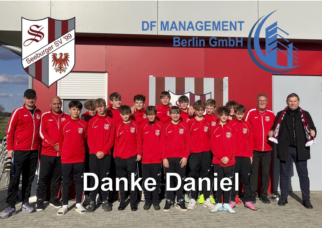C-Jugend in neuen Trainingsanzügen
